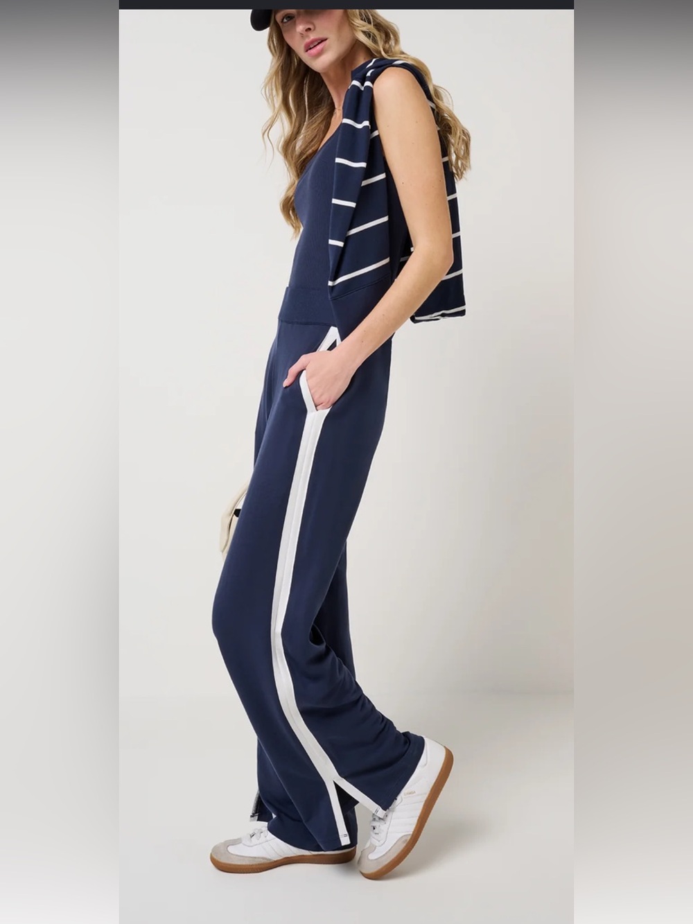 TravisMathew Cloud Terry Varsity Wide Leg Pants NWT M | Athleisure luxury